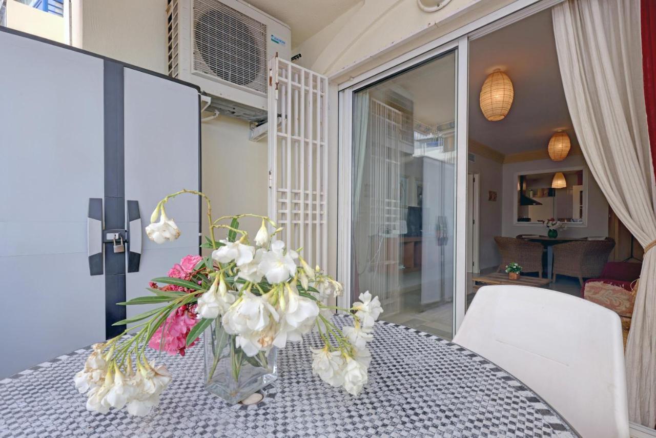 Appartement First Line